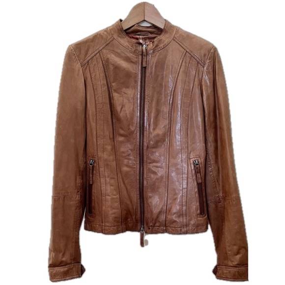 Danier Jackets & Blazers - Perfect for Fall! Danier Leather jacket